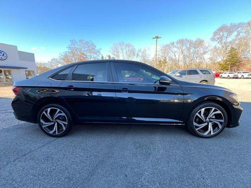 2025 Volkswagen Jetta 1.5T SEL