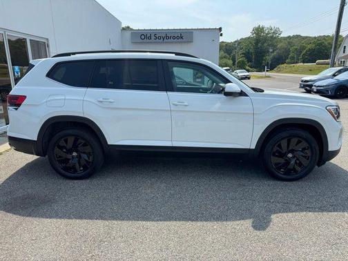 2025 Volkswagen Atlas 2.0T SE w/Technology 4MOTION