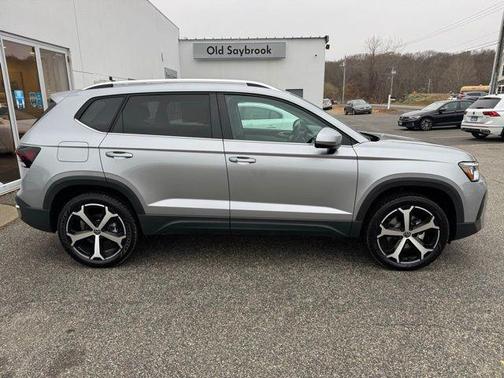 2026 Volkswagen Taos SEL