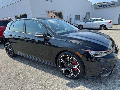 2025 Volkswagen Golf GTI 2.0T S DSG