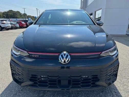 2025 Volkswagen Golf GTI 2.0T S DSG