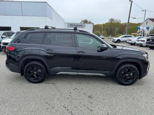 Black Pearl 2026 Volkswagen Atlas Peak Edition