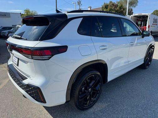 2025 Volkswagen Tiguan 2.0T SE R-Line Black 4MOTION