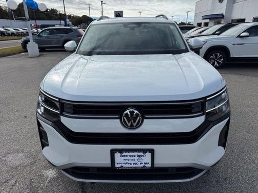 Opal White 2027 Volkswagen Atlas SE w/Technology