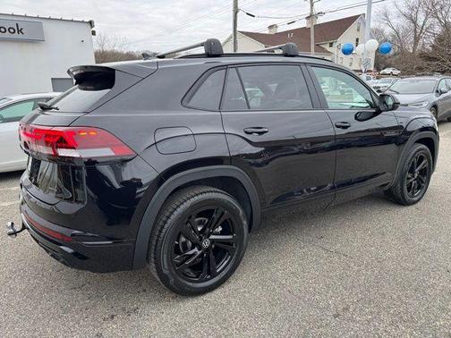 2026 Volkswagen Atlas Cross Sport 2.0T SEL