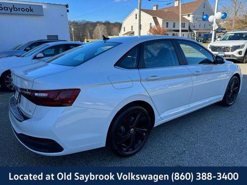 2025 Volkswagen Jetta 1.5T SE