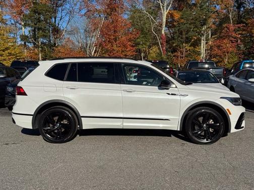 Opal White 2024 Volkswagen Tiguan 2.0T SE R-Line Black