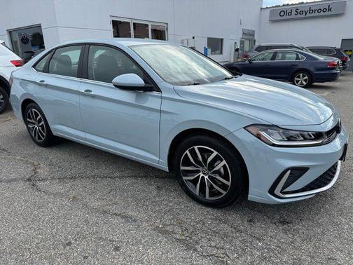 2025 Volkswagen Jetta 1.5T SE