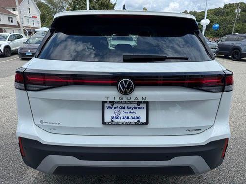 2025 Volkswagen Tiguan 2.0T SE 4MOTION