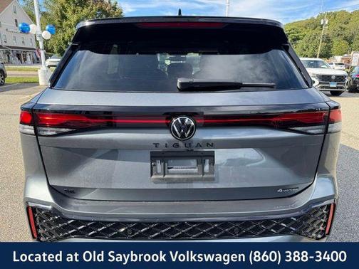 2025 Volkswagen Tiguan 2.0T SE R-Line Black 4MOTION