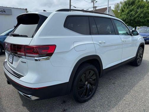 2025 Volkswagen Atlas 2.0T SE w/Technology 4MOTION