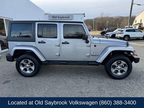 2016 Jeep Wrangler Unlimited Sahara