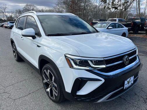 2023 Volkswagen Taos 1.5T SEL