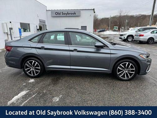 2025 Volkswagen Jetta 1.5T SE