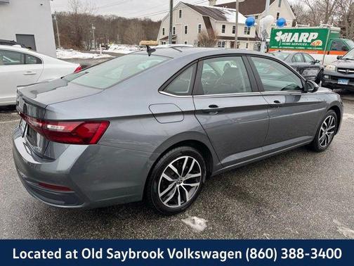 2025 Volkswagen Jetta 1.5T SE