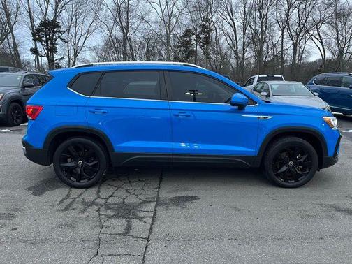 2023 Volkswagen Taos 1.5T SE