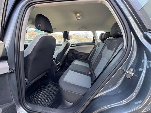 2022 Volkswagen Taos 1.5T S