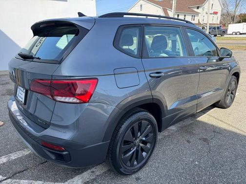 2022 Volkswagen Taos 1.5T S