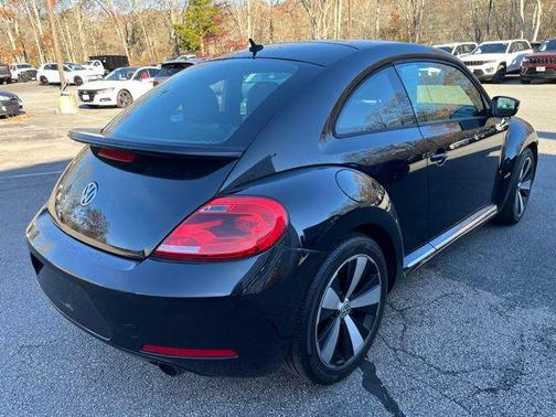 2012 Volkswagen Beetle Base