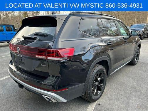 2024 Volkswagen Atlas 2.0T SE w/Technology 4MOTION