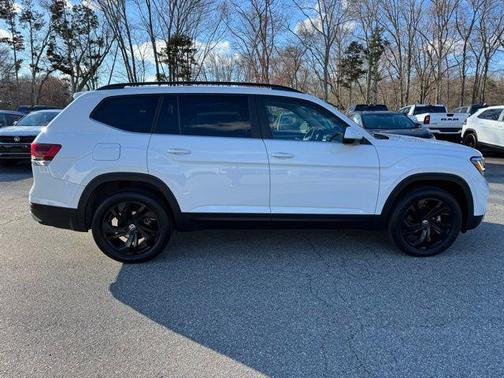 2023 Volkswagen Atlas 3.6L SE w/Technology