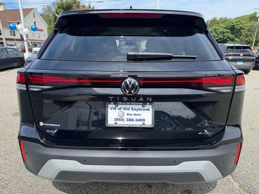 2025 Volkswagen Tiguan 2.0T SE 4MOTION