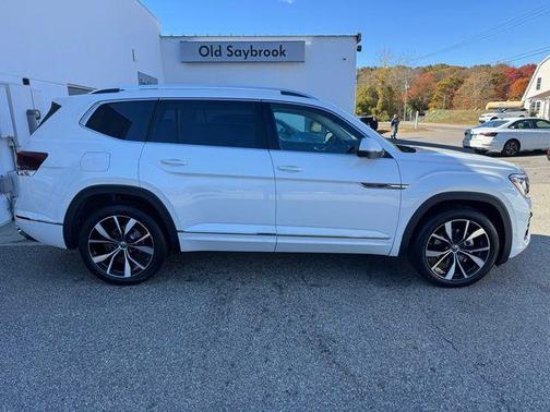 2026 Volkswagen Atlas 2.0T SEL Premium R-Line 4MOTION