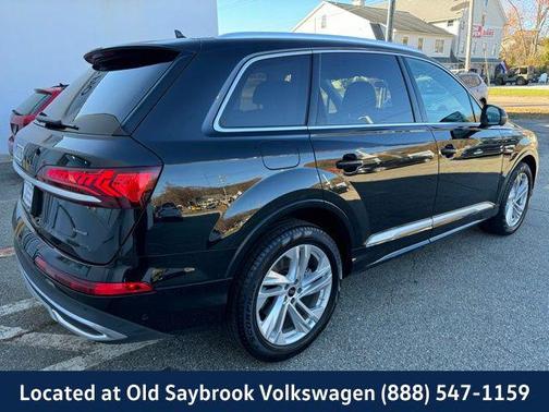 2024 Audi Q7 55 Premium Plus