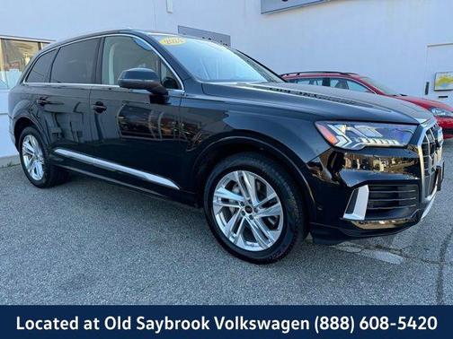 2024 Audi Q7 55 Premium Plus