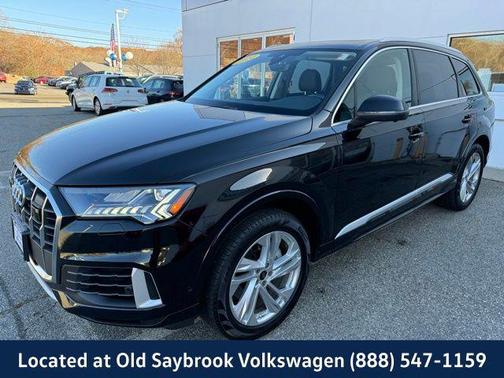 2024 Audi Q7 55 Premium Plus