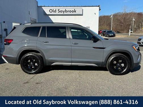 2025 Volkswagen Atlas 2.0T Peak Edition