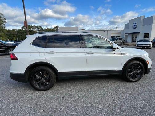 2024 Volkswagen Tiguan 2.0T SE 4MOTION