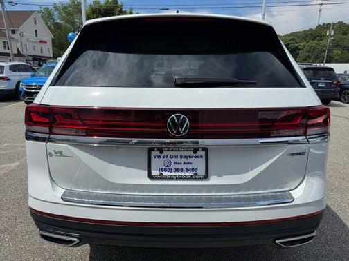 2025 Volkswagen Atlas 2.0T SE