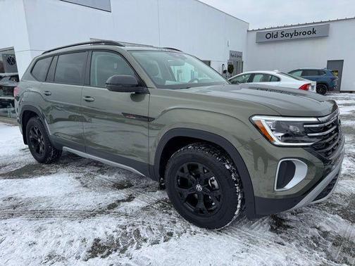 2026 Volkswagen Atlas Peak Edition