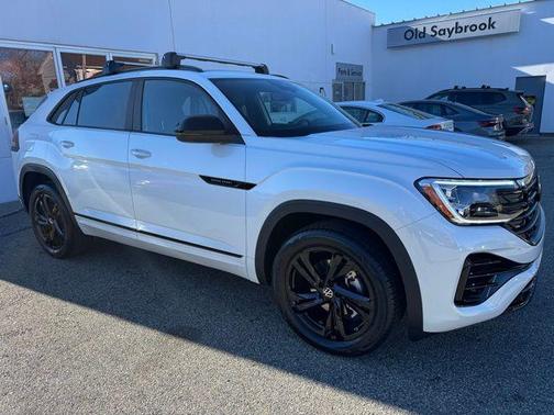 2026 Volkswagen Atlas Cross Sport 2.0T SEL