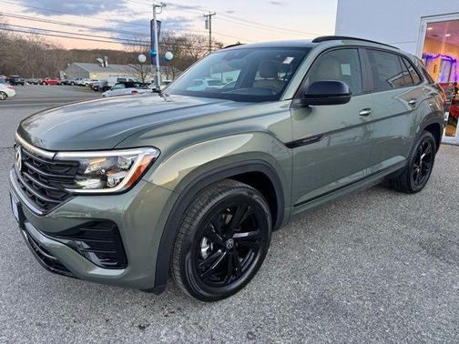 2026 Volkswagen Atlas Cross Sport 2.0T SEL