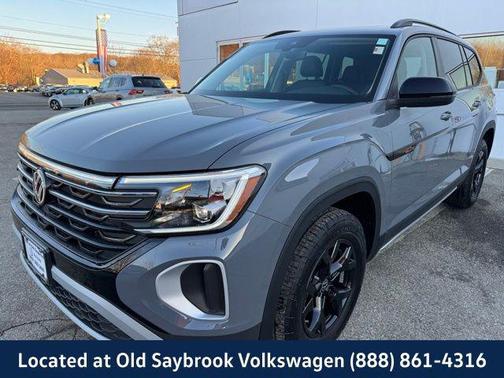 2025 Volkswagen Atlas 2.0T Peak Edition