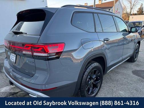 2025 Volkswagen Atlas 2.0T Peak Edition