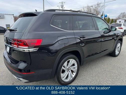 Deep Black 2023 Volkswagen Atlas 2.0T SE w/Technology 4MOTION