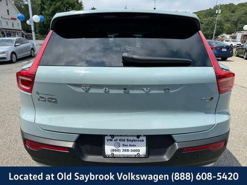 2019 Volvo XC40 T5 Momentum