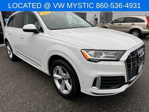 2022 Audi Q7 45 Premium