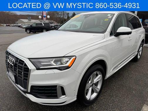 2022 Audi Q7 45 Premium