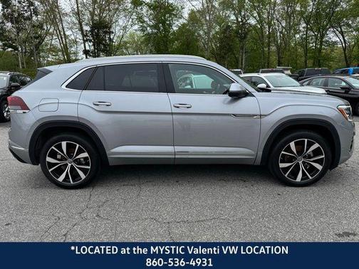 2024 Volkswagen Atlas Cross Sport 2.0T SEL Premium