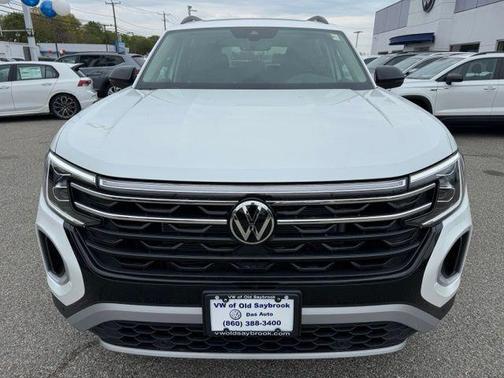 White Pearl 2026 Volkswagen Atlas Peak Edition
