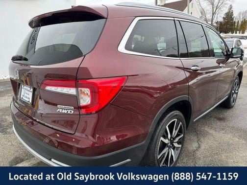 2022 Honda Pilot Touring 8-Passenger