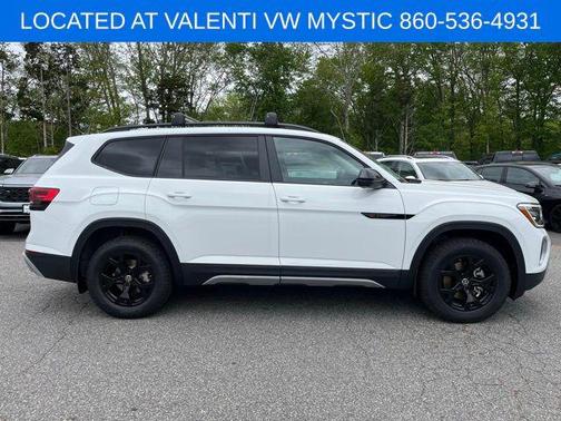 2025 Volkswagen Atlas 2.0T Peak Edition