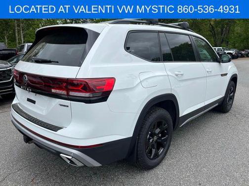 2025 Volkswagen Atlas 2.0T Peak Edition