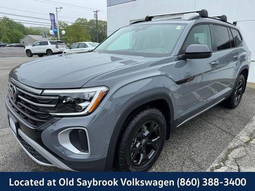 2025 Volkswagen Atlas 2.0T Peak Edition