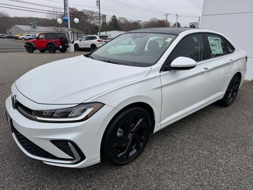 2026 Volkswagen Jetta 1.4T SE