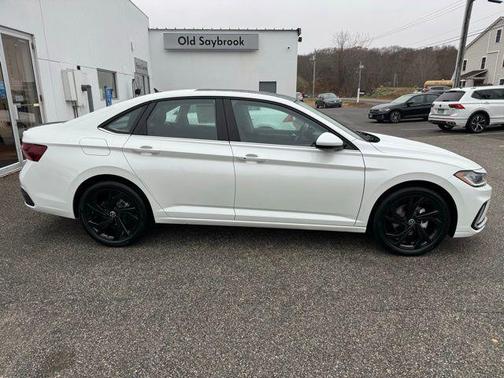 2026 Volkswagen Jetta 1.4T SE